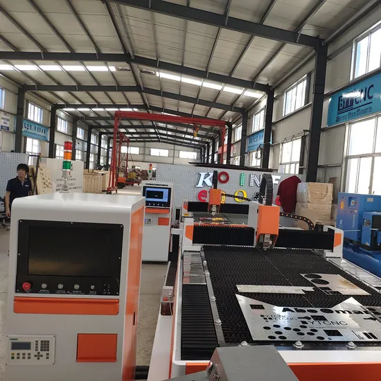 1000W 1500W 2000W Stainless Steel Aluminum Cooper CNC Fiber Laser Cutting Machine 